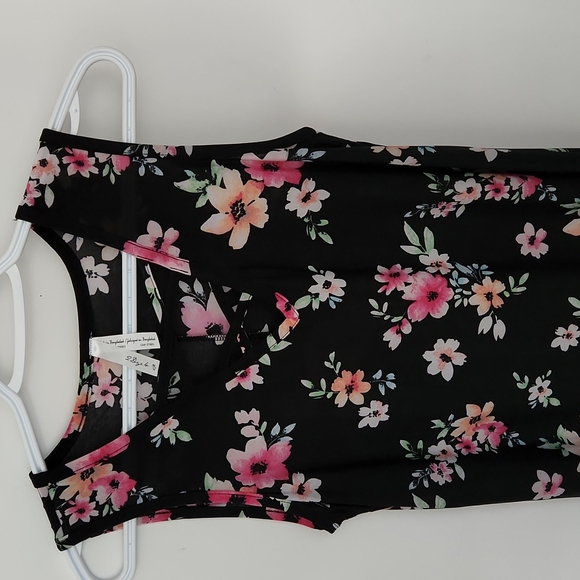Black and Floral Maxi Dress Size 8 - Picture 2 of 2